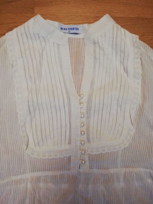 Biała Tunika MISS PASSION rozmiar M szerokość 92 cm