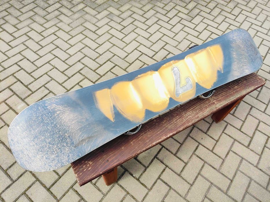 Deska snowboardowa 151 Burton Seven snowboard Burton 151 cm
