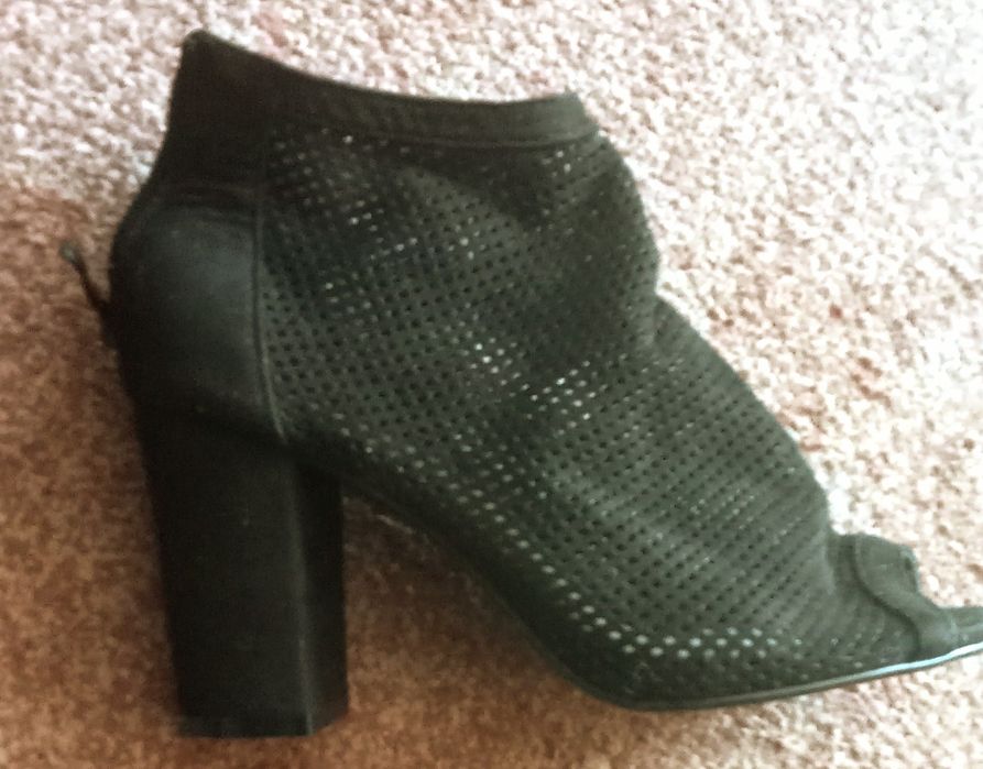 Sandały siateczkowe na obcasie,nowe, r.38