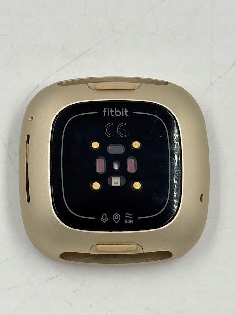 uszkodzony smartwatch fitbit versa 3 złoty bluetooth pulsometr