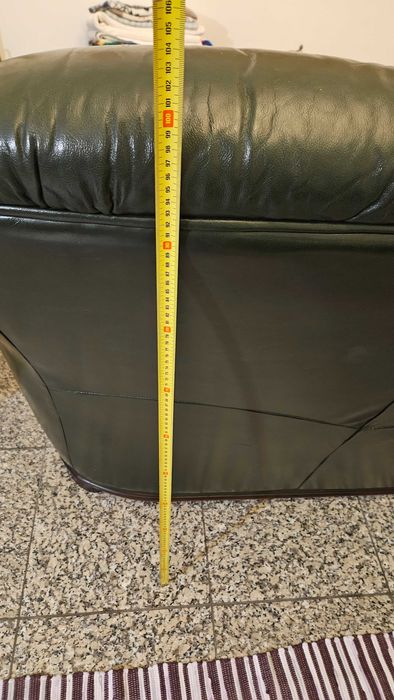 Conjunto de sofás em pele verde-escura – Sofá-cama + 2 cadeirões