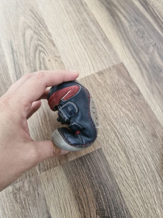 Skórzane buty na rzep, roz.20.5
