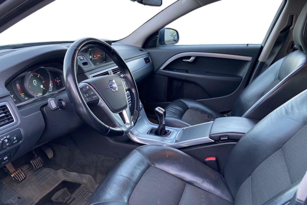 Volvo v70 2014 d4 181 km , webasto, bogato wyposazony