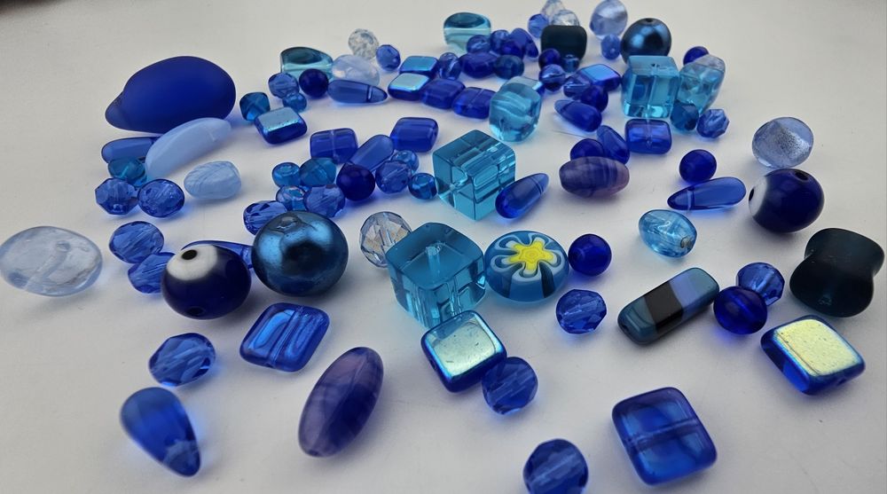 Koraliki szklane 100szt Jablonex mix Extra Niebieski szafirowy