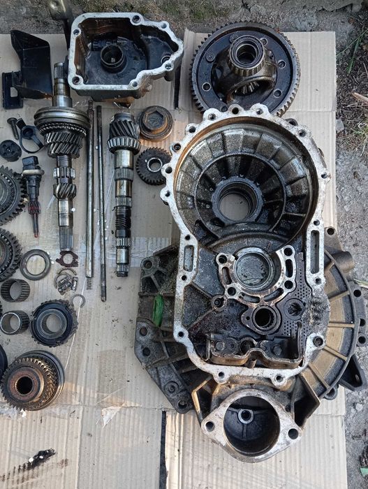 Коробка гольф 4 розібрана