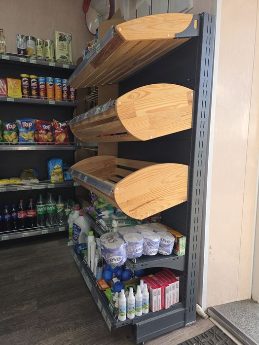 Продам кавовий апарат і б/у меблі,техніку,стелажі!