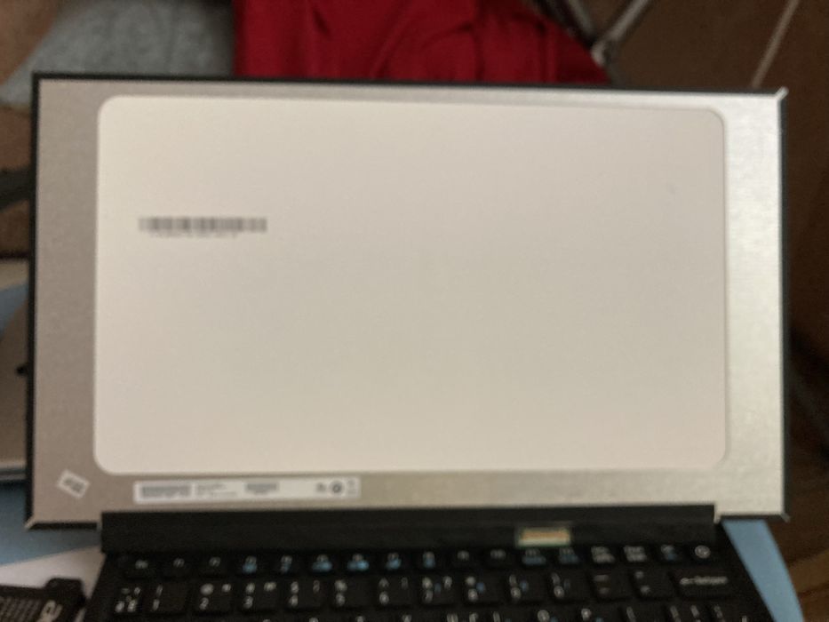 Продам матрицу 15.6 slim B156XTN08.1
