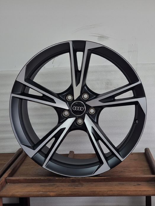 Nowe Oryginalne Felgi Audi 20 Cali Bikolor A4 B9 A5 F5 A7 A8 D4 D5