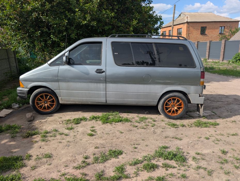 Продам Ford Aerostar