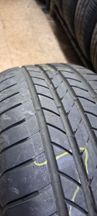 Pneus 205/60/16 Goodyear