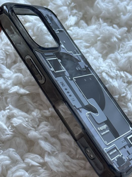 Capa Spigen Ultra Hybrid Magfit Zero One - Iphone 16 Pro