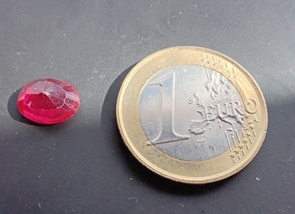 ** Turmalina Rubelite Rosada Natural Moçambique 2.85 ct Certificada