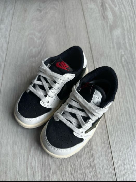 Air Jordan 1 Retro Low OG SP Travis Scott Olive Bébé