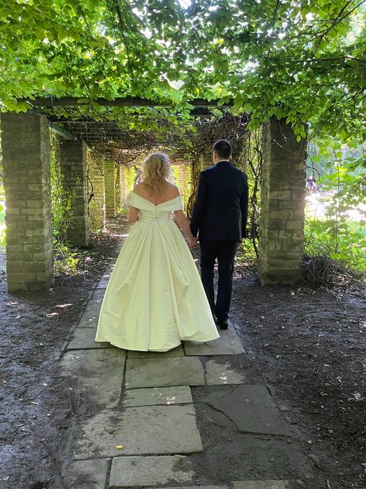 suknia ślubna Madonna Milla Nova Matilda odkryte ramiona