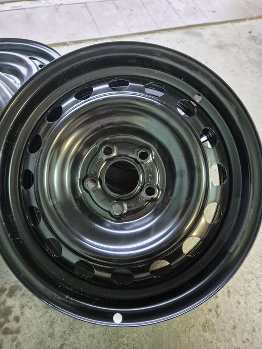 Oryginalne felgi TOYOTA YARIS