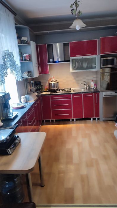 Продам власний будинок площа 119 м.кв.