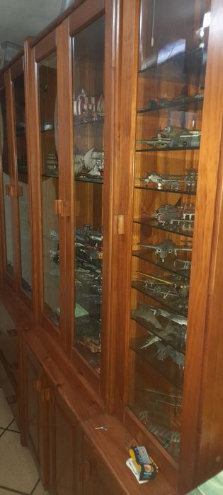 2 vitrines pinho mel