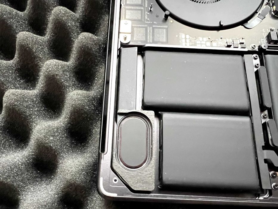 Оригінальна батарея Apple A2976 (MacBook Pro 16” A2991, 2023)
