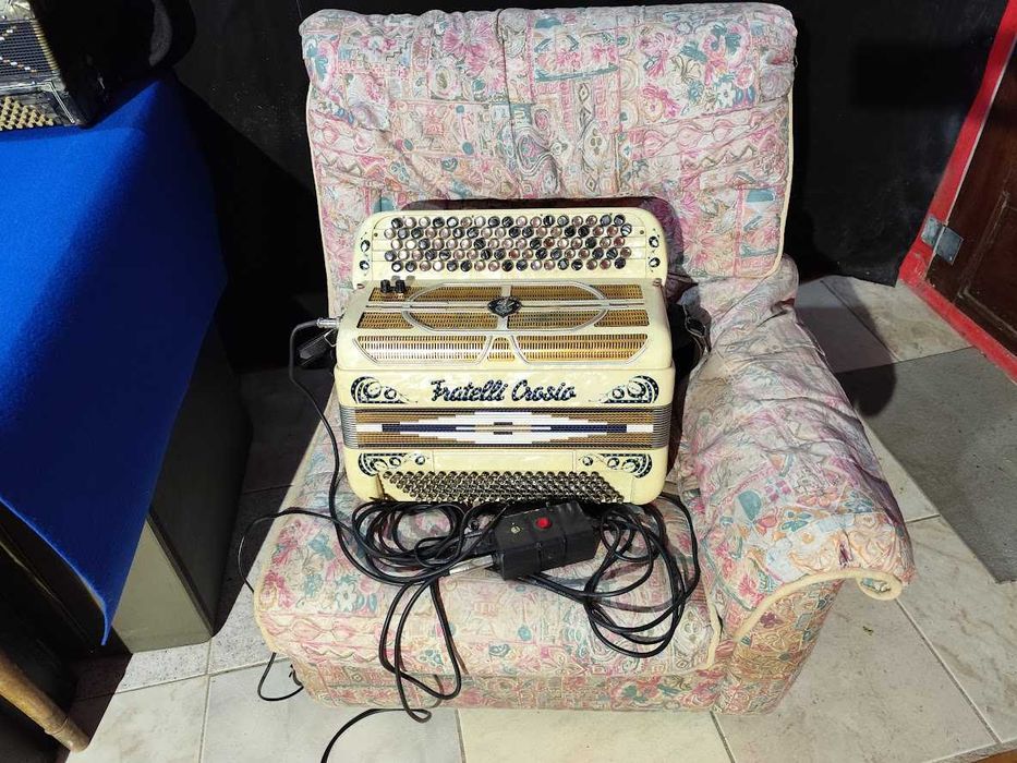 acordeon com medi 4ª voz novo preço até domingo