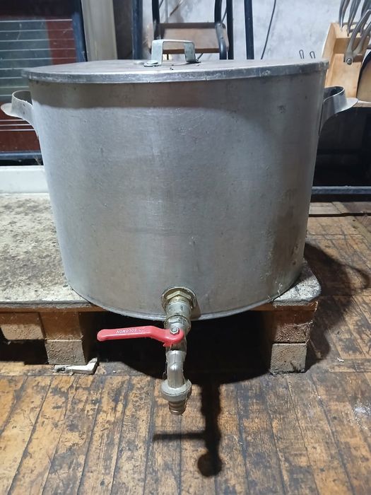 Кастрюля из нержавейки