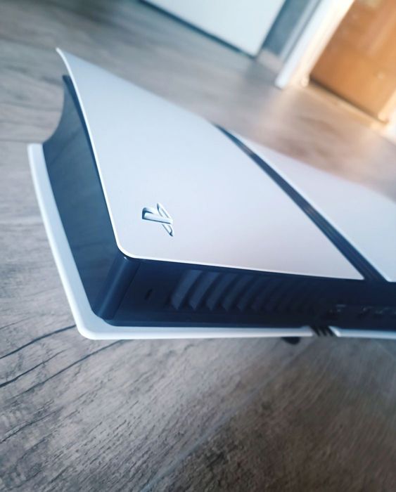PlayStation 5 pro 2Tb z Napędem