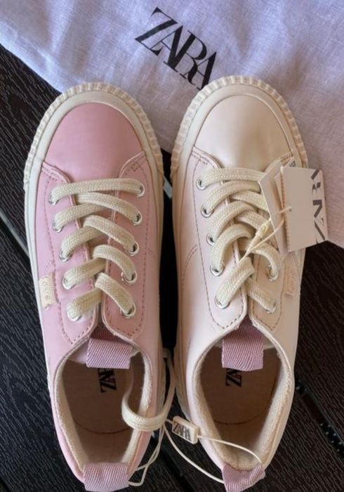 Кеды Zara меняют цвет 34 р.