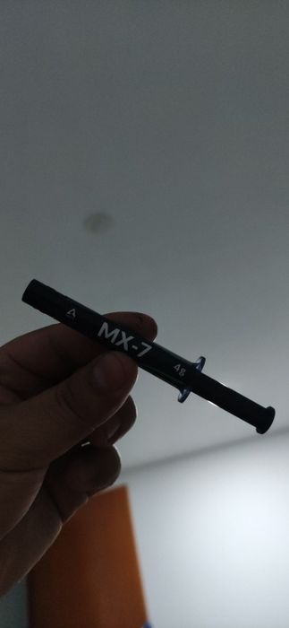 Arctic MX-6 MX-7 MX-4 M12 zf-12 wb-4 Термопаста