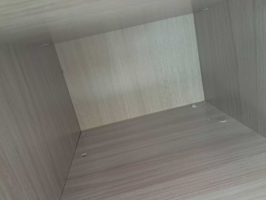 oddam biurko do nauki do komputera (laptop)