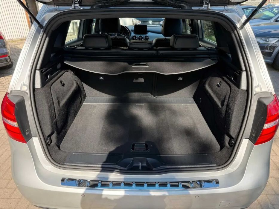 Mercedes-Benz B200      2018