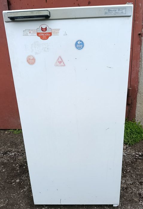 Продам рабочий холодильник