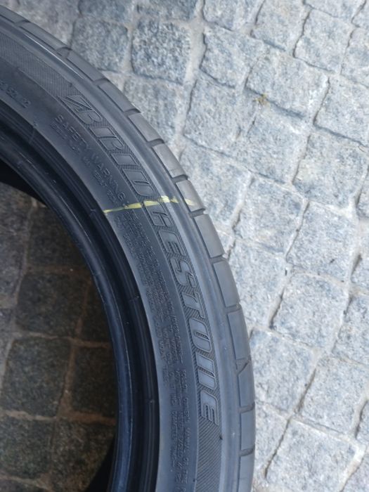2 pneus 245 40 r17 Rft Bridgestone