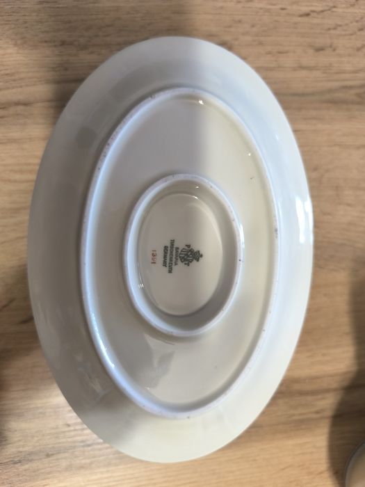 Porcelanowa sosjerka