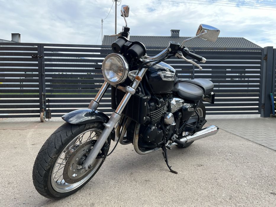 Triumph Legend TT 900