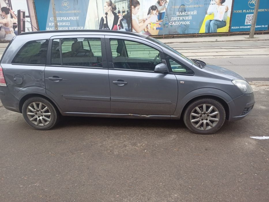 Opel zafira b 2005