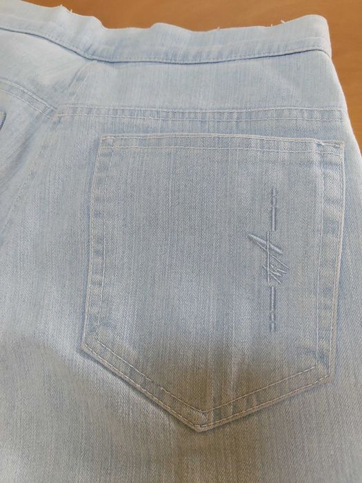 Calça de Ganga Boca de Sino