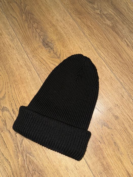 Жіноча шапка Staff