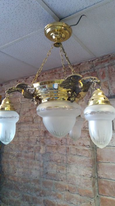 Żyrandol stylowy , brąz , klosze kryształowe , zamienię