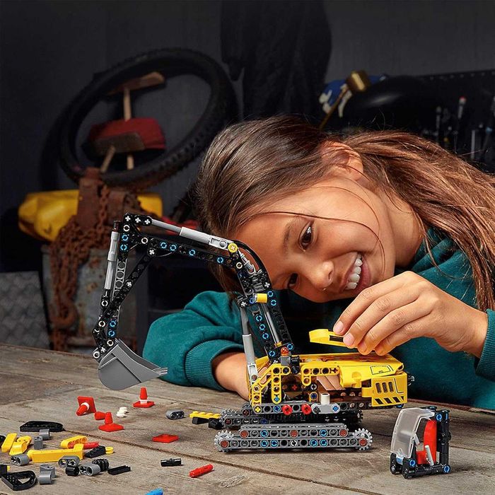 LEGO Technic 42121 – Wytrzymała koparka