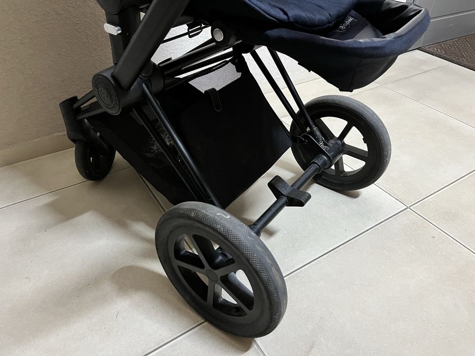 Cybex Priam (шасі + люлька + прогулянка + адаптери до АК + дощовик)