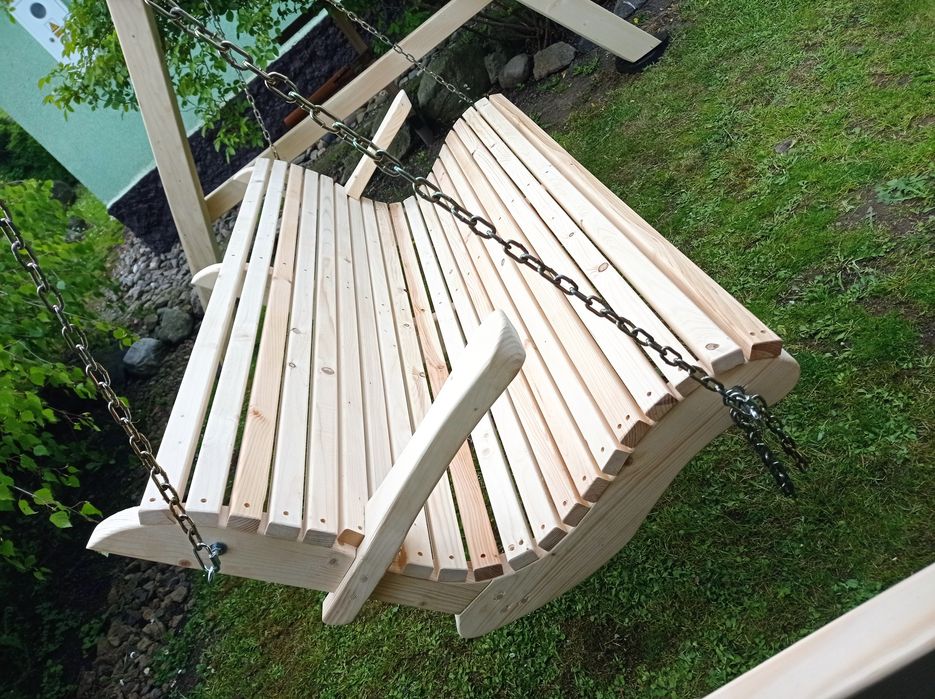 Huśtawki ogrodowe, Ławki