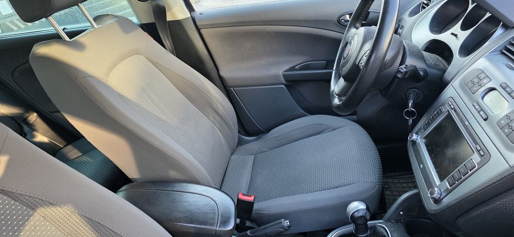 Seat altea xl leon 2   1.9 LC9Z zderzak maska lampa blotnik pas