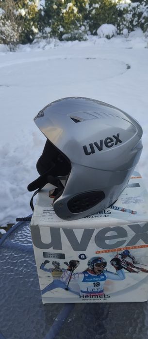 Kask narciarski Uvex
