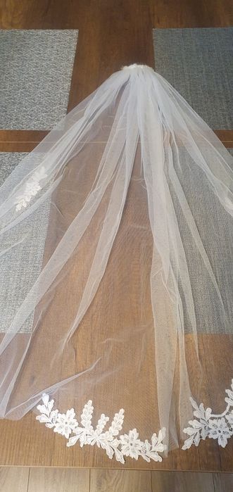 Suknia ślubna biała