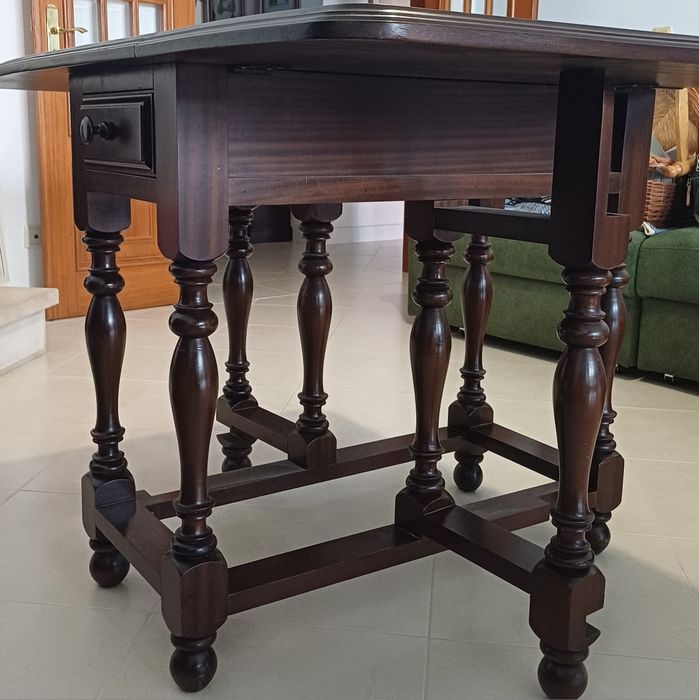 Mesa tipo holandesa64586345548417122