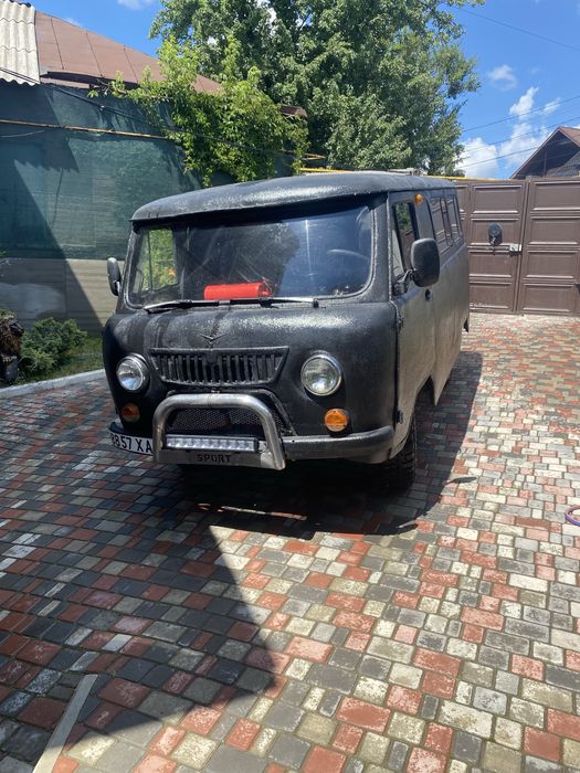 Продам УАЗ 452буханка