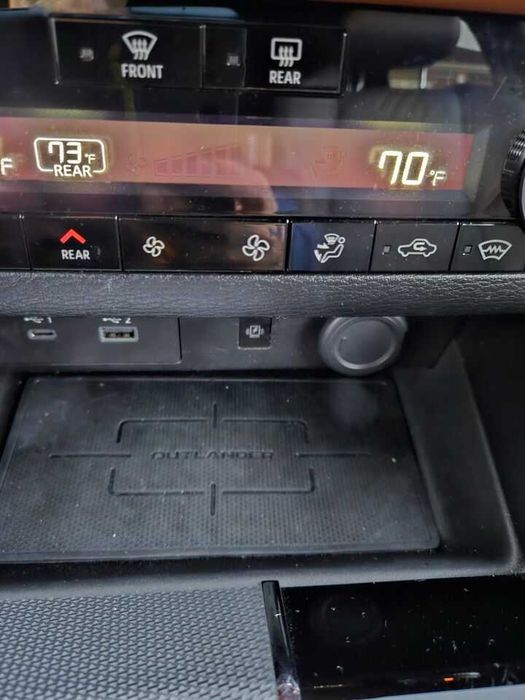 2022 Mitsubishi Outlander SEL Launch Edition