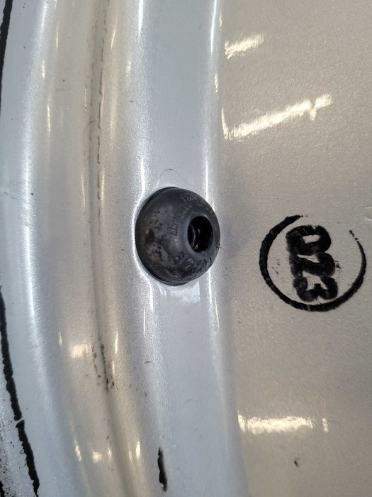 Felgi Aluminiowe Mitsubishi r 18 komplet 5 x 114,3