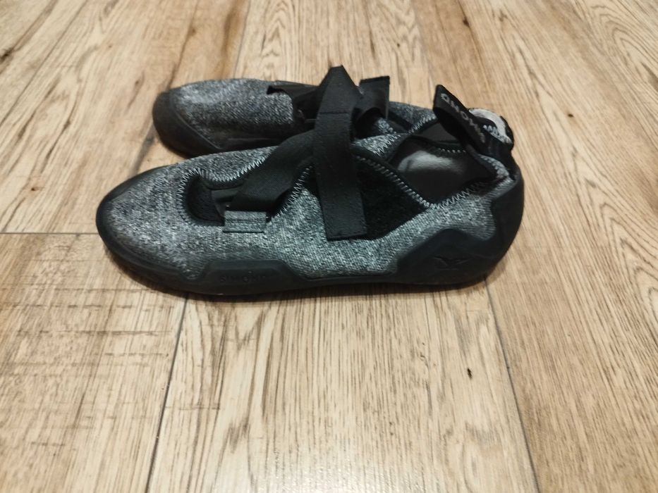 Sprzedam buty wspinaczkowe Decathlon 44
