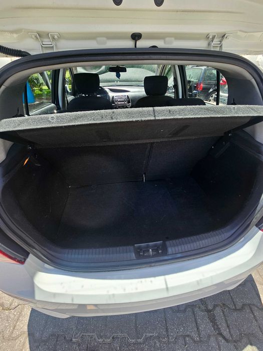 Hyundai i20 2014 Impecável | Revisão Feita | Sem Defeitos | Pronto a Andar | Aceito Mecânico