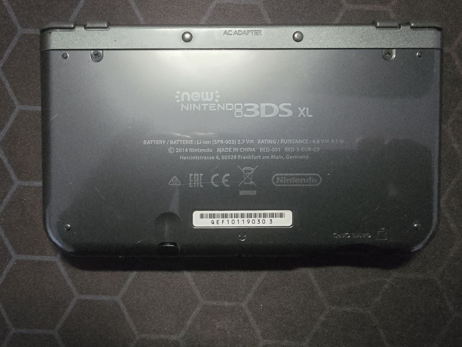 New 3DS XL completa com caixa